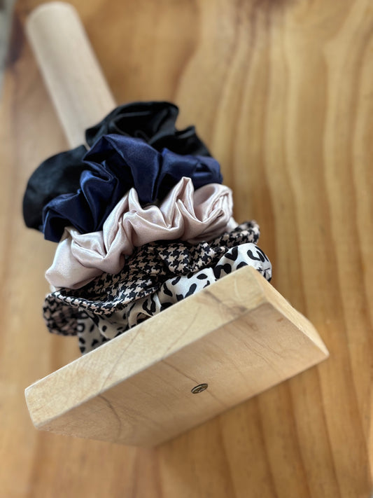 Scrunchie Holder