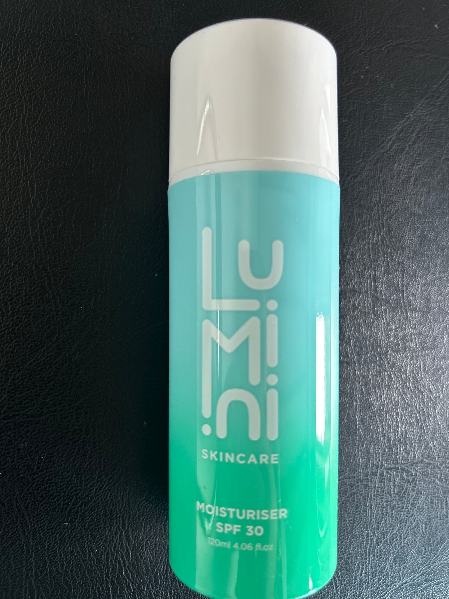 Lumini Moisturising SPF 30